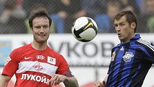 Principinė &bdquo;Saturn&ldquo; (de&scaron;inėje) ir &bdquo;Spartak&ldquo; dvikova pasibaigė &scaron;eimininkų pergale 2-1