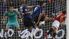 &bdquo;AS Roma&ldquo; pergalę lėmė &scaron;is taiklus M.Vučiničiaus (d.) smūgis