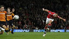 Pergalingą įvartį &bdquo;Manchester United&ldquo; pelnė J.Hernandezas