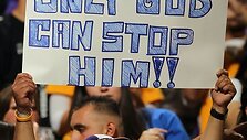 &bdquo;Lakers&ldquo; sirgaliai turėjo susitiakyti su pirmąja savo mylimos komandos nesėkme