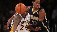 Kobe Bryantas draskė &bdquo;Pacers&ldquo; gynybą, tačiau pergalės &bdquo;Lakers&ldquo; tai neatne&scaron;ė.