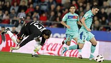 &bdquo;Barcelona&ldquo; padidino savo persvarą prie&scaron; &bdquo;Real&ldquo; iki 7 ta&scaron;kų.