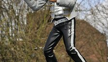 Michaelo Jacksono skulptūra prie &bdquo;Craven Cottage&ldquo; futbolo stadiono Londone.