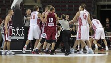 Praėjusią savaitę Rygoje vykusiose draugi&scaron;kose Latvijos ir Rusijos rinktinių varžybose taip pat buvo kilę susistumdymų.
