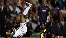 &bdquo;Hearts&ldquo; (tamsi apranga) sužaidė lygiosiomis su &bdquo;Tottenham&ldquo;, bet i&scaron; tolimesnių kovų pasitraukė.