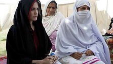 Angelina Jolie lankosi Pakistane