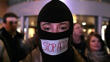 Protesto akcija prie&scaron; ACTA susitarimą Lenkijoje