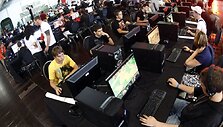 Tarptautinių e. sporto žaidynių laimėtojai namo parsiveža nuo kelių de&scaron;imčių iki kelių &scaron;imtų tūkstančių JAV dolerių. 