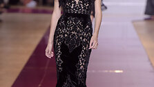 &bdquo;Zuhair Murad&ldquo; 2016 m. rudens-žiemos auk&scaron;tosios mados kolekcijos modelis