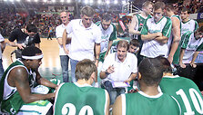 Baltijos krep&scaron;inio lygos (BBL) taurės turnyro finale kovoja Kauno &bdquo;Žalgiris&ldquo; ir Vilniaus &bdquo;Lietuvos rytas&ldquo;.