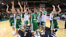 Baltijos krep&scaron;inio lygos (BBL) taurės turnyro finale kovoja Kauno &bdquo;Žalgiris&ldquo; ir Vilniaus &bdquo;Lietuvos rytas&ldquo;.