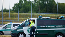 Automobilių patikra prie Lenkijos sienos