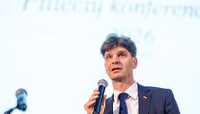 Ignas Vėgėlė