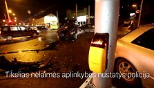 kaune-po-avarijos-audi-trenkesi-i-namo-siena-suzaloti-zmones