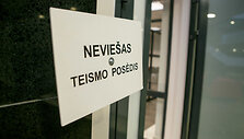 Nevie&scaron;as teismo posėdis