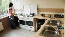 &Scaron;is VDU bendrabutis vasarą bus remontuojamas. Jame norėję per atostogas likti studentai, persikėlė į kitą universiteto bendrabutį.