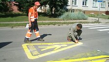 Prie&scaron; mokslo metų pradžią perdažomos perėjos ir pažymimos specialiais akcijos ženklais.