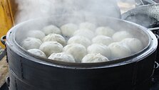 I&scaron; kaimyninės Kinijos atkeliavę garuose virti koldūnai