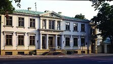 Laikrodžių muziejaus kiemas