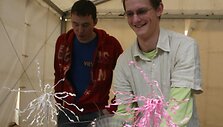 Fizika besidomintys moksleiviai, laimėję konkursą KTU, užsitikrins, kad &scaron;iame universitete galės studijuoti ateityje.