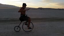 2015-ųjų &bdquo;Burning Man&ldquo; tema buvo &bdquo;Carnival of Mirrors&ldquo;