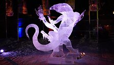 Festivalio &bdquo;Ice on Whyte&ldquo; trečios vietos laimėtoja &ndash; skulptūra &bdquo;Watch out&ldquo;