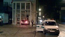 Sekmadienio naktį Kaune į pastatą įlėkė automobilis
