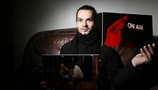 G.Bunevičius įsitikinęs, kad teatras, jo vidinis gyvenimas &ndash; nepaprastai gera medžiaga fotografui.