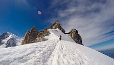 Pėsčiomis i&scaron; Prancūzijos į Italiją ir atgal 