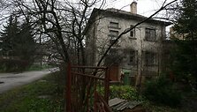 Negalią turinti moteris ir jos augintinis gyveno &scaron;iame Žiemių gatvės name