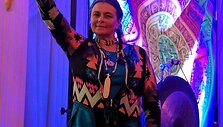  Carrie Chilcott &ndash; viena i&scaron; pirmųjų Kanados indėnų palikuonių