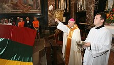 Pa&scaron;ventinta jachtos &bdquo;Gold of Lithuania&ldquo; vėliava