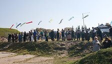 Žvejus pasitiko žiūrovai, kartu su muzikantais. 2010 m.  rugsėjo 25 d.