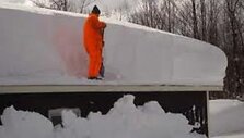 Žiemos sezono metu ant pastatų stogų kaupiasi sniegas, formuojasi ledas bei vanduo ir padidėja laikančiųjų konstrukcijų apkrovos. 