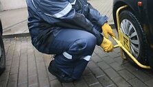 Nuo kovo 1-osios pažeidėjų automobilių ratai nebeblokuojami.