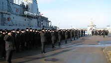 Rikiuotė nusidriekė Karo laivų flotilėje. 2011 m. kovo 10 d.