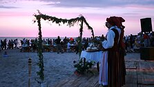 Klaipėdiečiai dainas traukė drauge su folkloro ansambliais i&scaron; visos Žemaitijos.