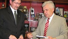 Klaipėdos merą Rimantą Tara&scaron;kevičių aplankė Lietuvos musulmonų muftijus Romas Jokubauskas.