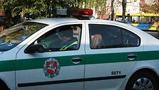 Per vieną valandą buvo sura&scaron;yti &scaron;e&scaron;i protokolai pažeidėjams. 