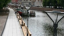 Nakvynės namų gyventojos draugas merginai liepė &scaron;okti į Danę. 