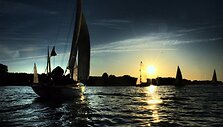 Joninių naktį jachtų regata pirmą kartą surengtą pernai.