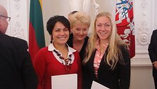 Prezidentės įvertinimo susilaukė ir klaipėdietės Diana Mačiūtė ir Jurgita Činauskaitė-Četiner.