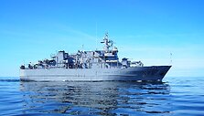Vienerių metų tarnybą Baltijos &scaron;alių karinių jūrų pajėgų  laivų eskadroje pradeda ir Lietuvos karinių jūrų pajėgų vadovavimo ir aprūpinimo laivas &bdquo;Jotvingis&ldquo;.
