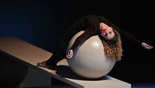 M.Vaičiulytė &scaron;iais metais už geriausią debiutą apdovanota &bdquo;Auksiniu scenos kryžiumi&ldquo;. 
