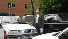 E.Kasperavičius teigė, kad policijai nebetinkami naudoti automobiliai aukcionuose yra i&scaron;graibstomi. 