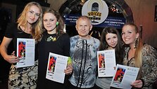 I&scaron; kairės į de&scaron;inę: Jekaterina Pranevič, Laura Budreckytė, Steponas Janu&scaron;ka, Gina Kazlauskaitė ir Veronika Čičinskaitė.