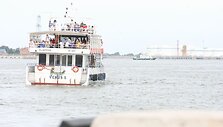 Laivų paradas Kur&scaron;ių mariose