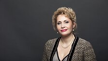 Aistė &Scaron;irvinskaitė-Ru&scaron;kienė kamerinės muzikos mylėtojus kviečia pasinerti į paryžieti&scaron;kos muzikos vakarą. 