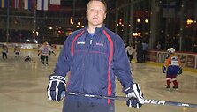 Darius Kasparaitis Klaipėdoje vaikams surengė ledo ritulio meistri&scaron;ko pamokas.
