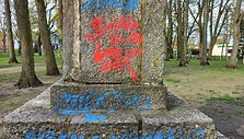 I&scaron;niekintas paminklas Rusnėje